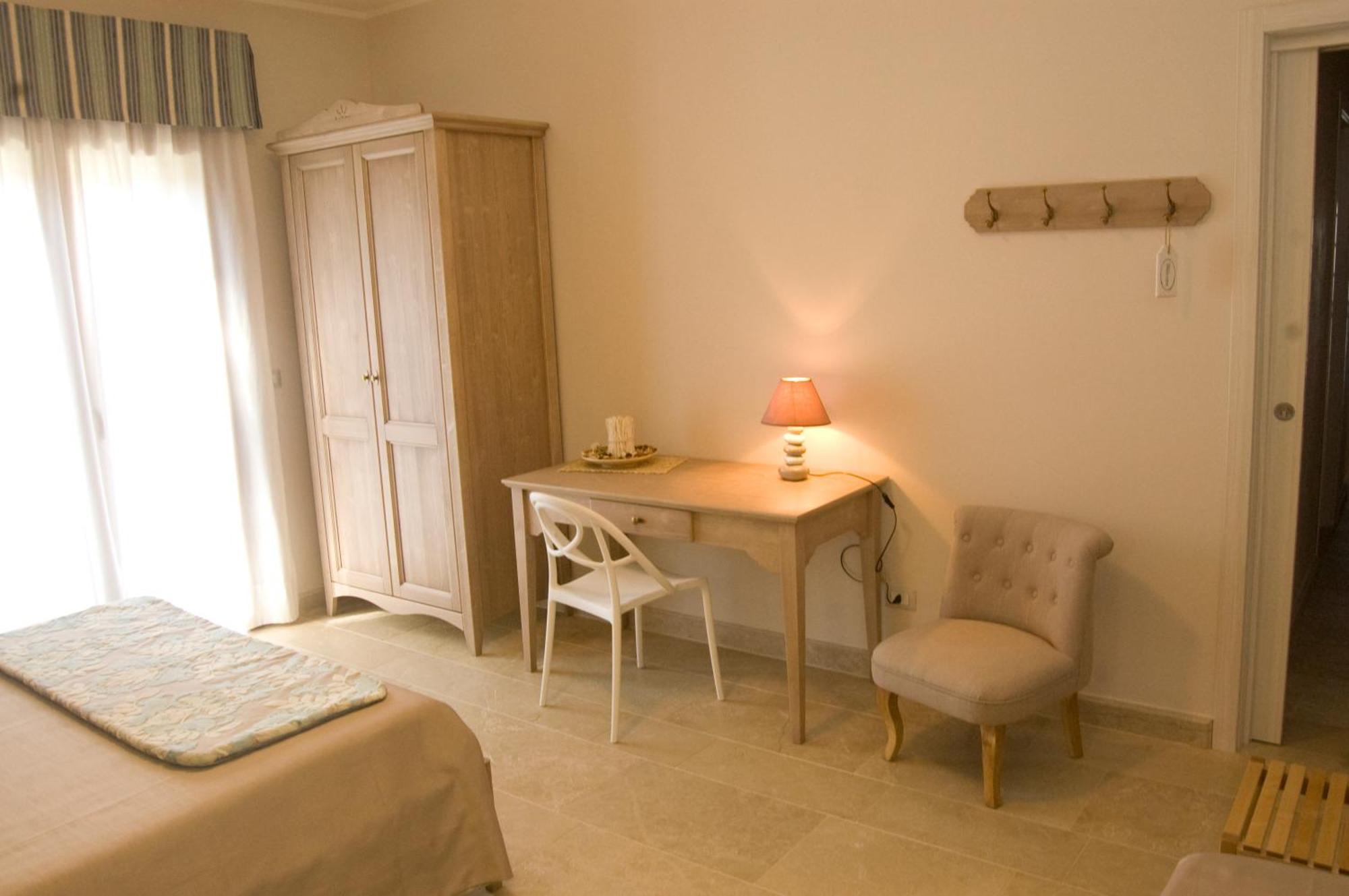 B&B Le Antiche Cisterne Tremestieri Etneo Exterior photo